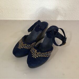 Calleen Cordero Sundance navy suede studded point wedge Size 7